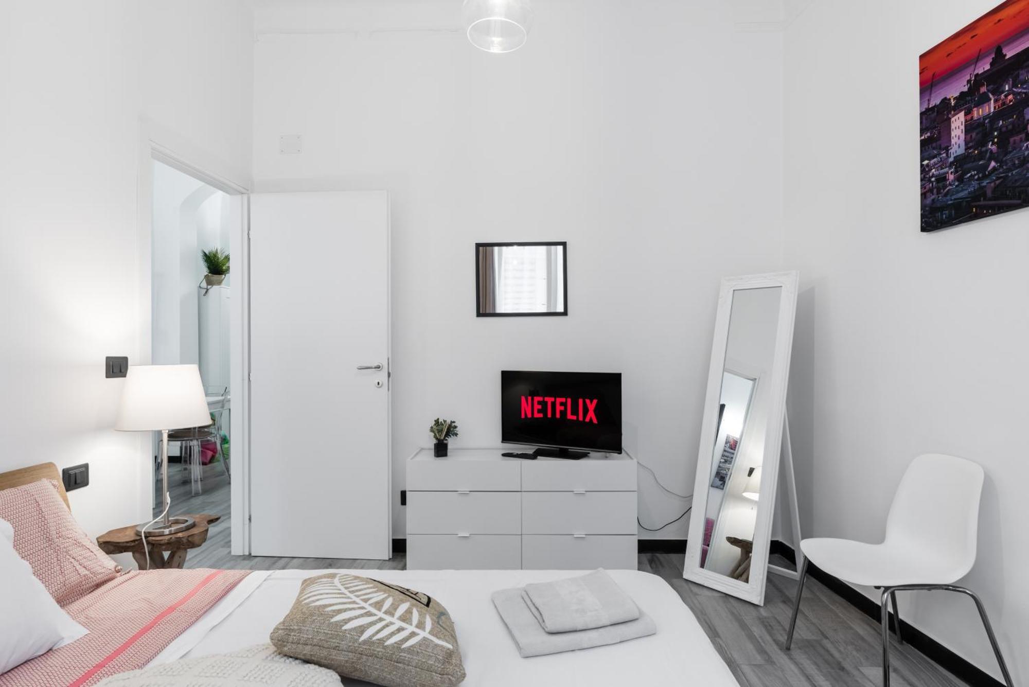 Acquario 5 Minuti, 1Br , Free A-C, Wifi & Netflix "City Center" By Tilo Genoa Exterior photo